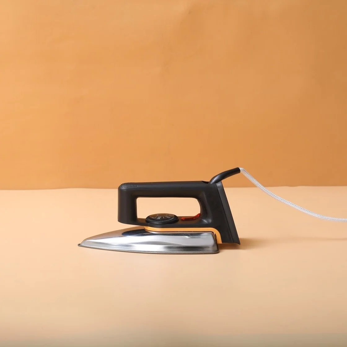 Electric Iron BOMA BM-2805